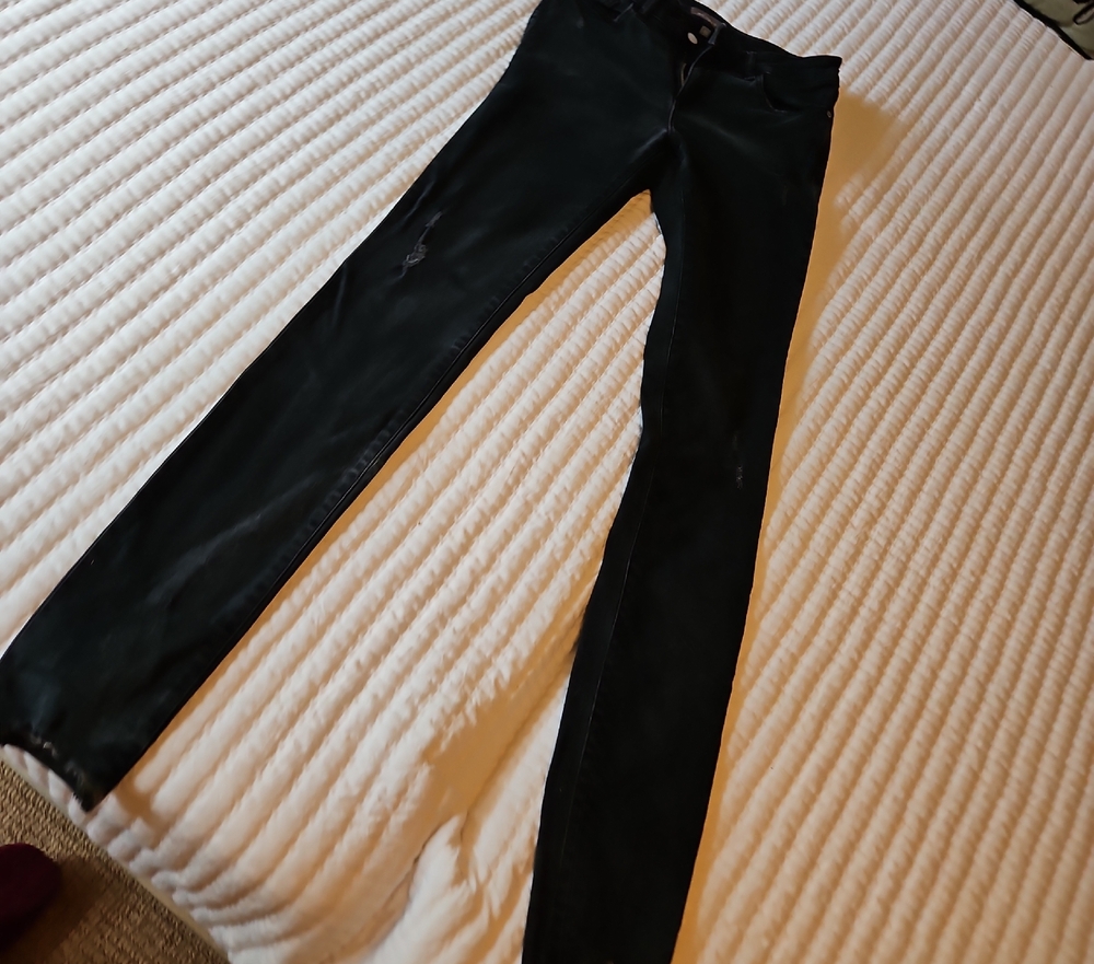DL1961 Dark Wash Denim Jeans